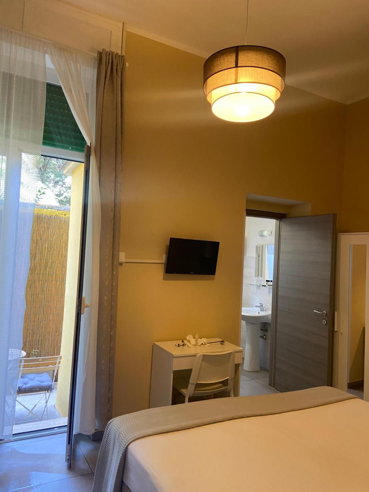 Paradise Inn Livorno Exterior photo