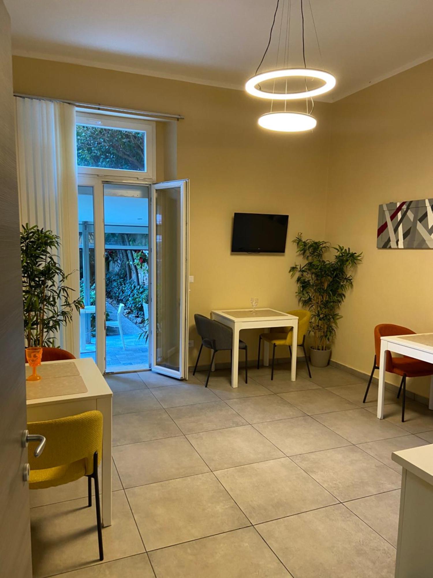 Paradise Inn Livorno Exterior photo